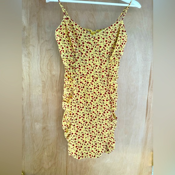 Row A Floral Yellow Dress with Ruching: Eligible 3/$25 - Picture 5 of 14